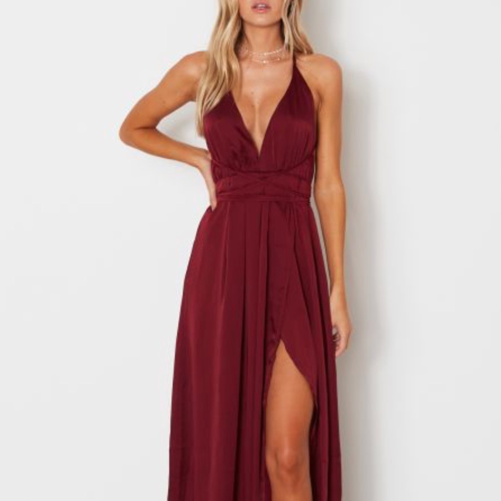 White Fox Boutique Akela Maxi Dress in Merlot Sz L NWT